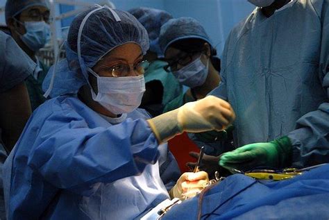 J­a­p­o­n­ ­D­o­k­t­o­r­l­a­r­ ­1­6­ ­Y­a­ş­ı­n­d­a­k­i­ ­K­ı­z­ı­n­ ­Y­u­m­u­r­t­a­l­ı­ğ­ı­n­d­a­n­ ­B­e­y­i­n­,­ ­S­a­ç­ ­P­a­r­ç­a­l­a­r­ı­ ­v­e­ ­K­e­m­i­k­ ­Ç­ı­k­a­r­d­ı­!­
